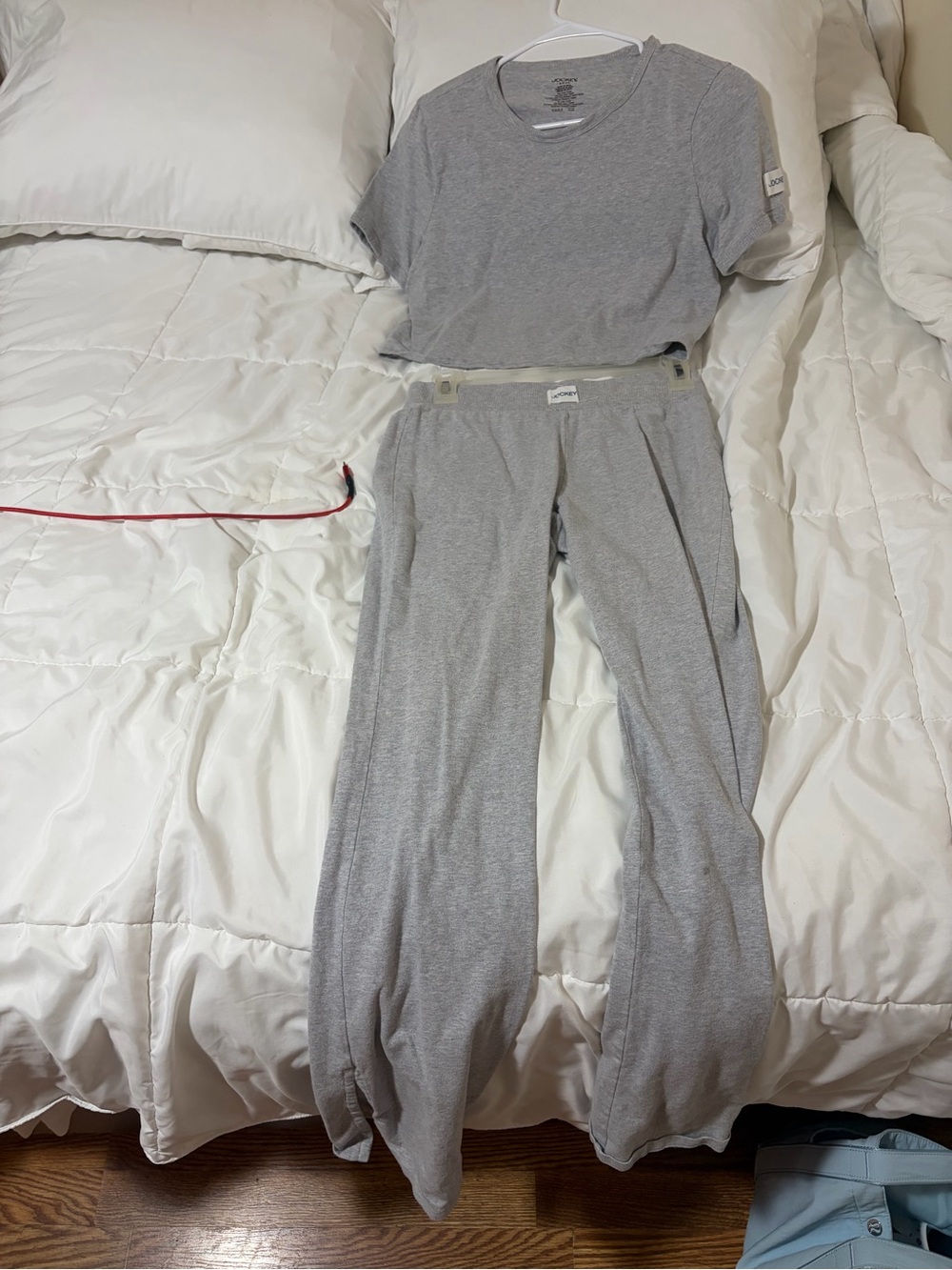 Jockey Light Gray Wide Leg Lounge Set – Crop Top & Pants